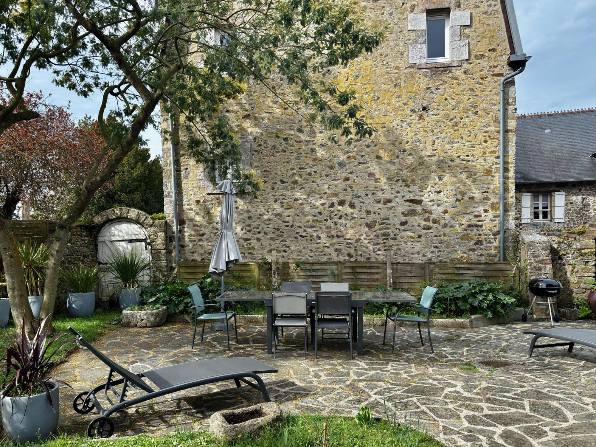 La Triolette, Maison Chaleureuse, Independante Et Refaite A Neuf Dans Le Vieux Coutainville, Tourisme Ou Teletravail อากง กูแต็งวิลล์ ภายนอก รูปภาพ